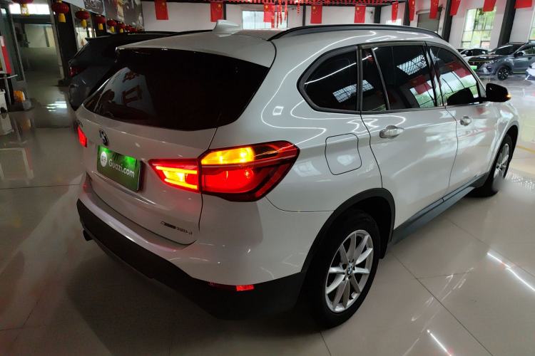 Used BMW X1 2019 sDrive18Li Fashion Model Rear Right 45 Deg