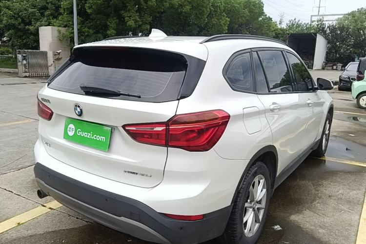 Used BMW X1 2019 sDrive18Li Fashion Model Rear Right 45 Deg
