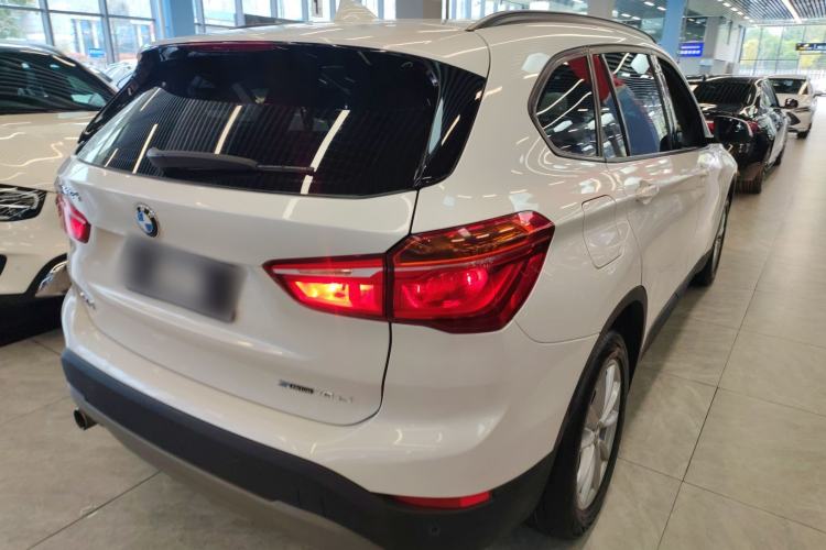Used BMW X1 2019 sDrive18Li Fashion Model Rear Right 45 Deg