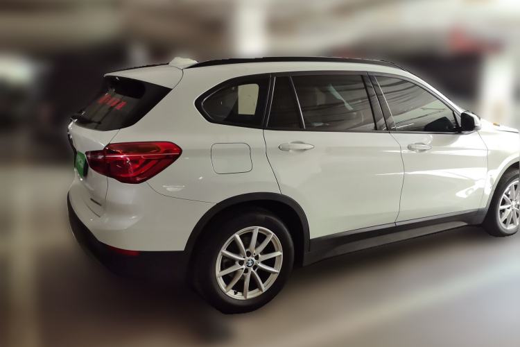 Used BMW X1 2019 sDrive18Li Fashion Model Rear Right 45 Deg