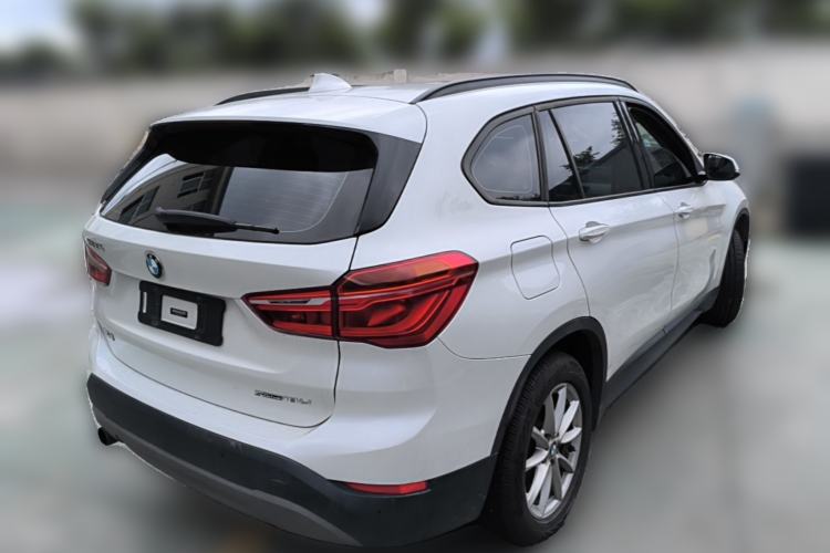 Used BMW X1 2019 sDrive18Li Fashion Model Rear Right 45 Deg
