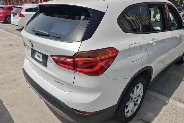 Used BMW X1 2019 sDrive18Li Fashion Model Rear Right 45 Deg