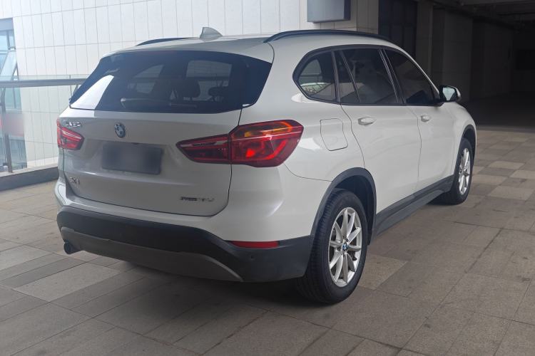 Used BMW X1 2019 sDrive18Li Fashion Model Rear Right 45 Deg