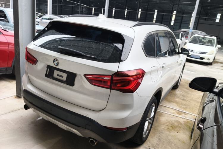 Used BMW X1 2019 sDrive18Li Fashion Model Rear Right 45 Deg