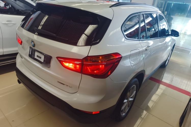 Used BMW X1 2019 sDrive18Li Fashion Model Rear Right 45 Deg