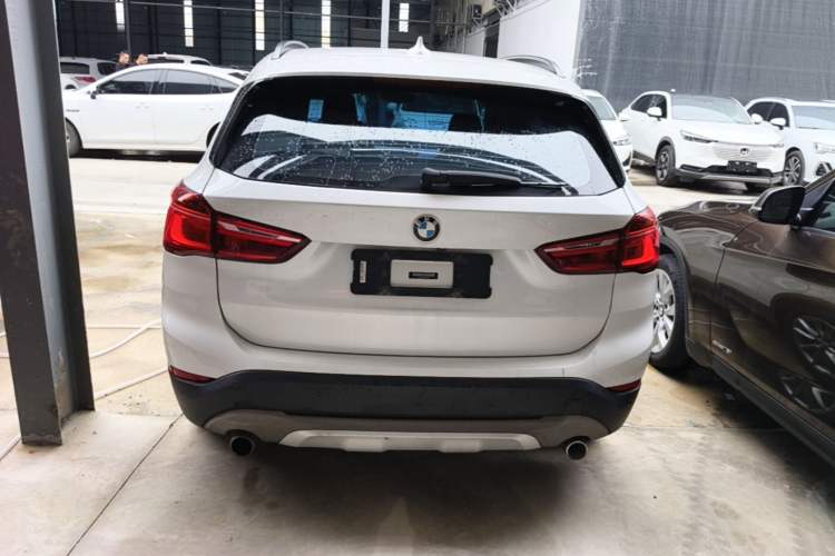 Used BMW X1 2019 sDrive18Li Fashion Model Rear