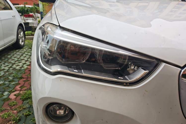 Used BMW X1 2019 xDrive20Li Luxury Model Right Front Headlight