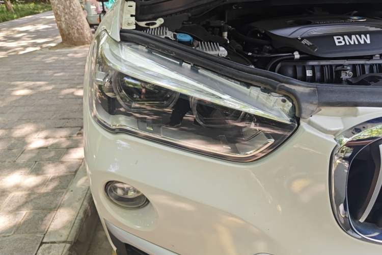 Used BMW X1 2019 xDrive20Li Luxury Model Right Front Headlight