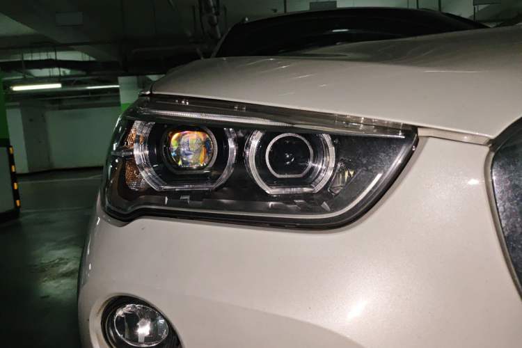Used BMW X1 2019 xDrive20Li Luxury Model Right Front Headlight