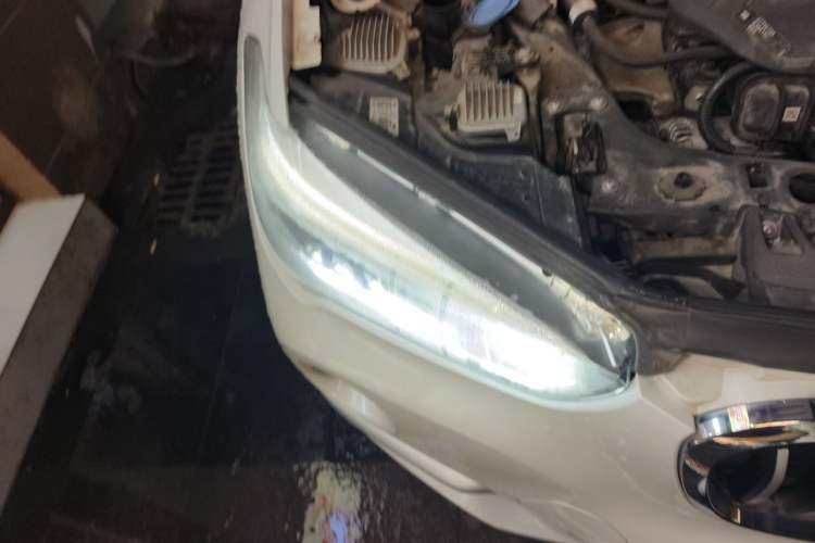 Used BMW X1 2019 sDrive18Li Premium Edition Right Front Headlight
