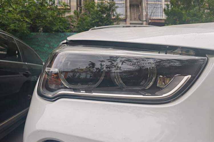 Used BMW X1 2019 sDrive18Li Premium Edition Right Front Headlight