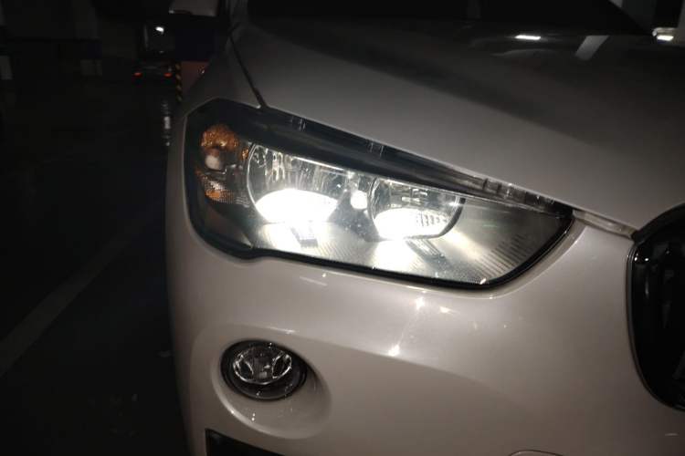 Used BMW X1 2019 sDrive18Li Fashion Model Right Front Headlight