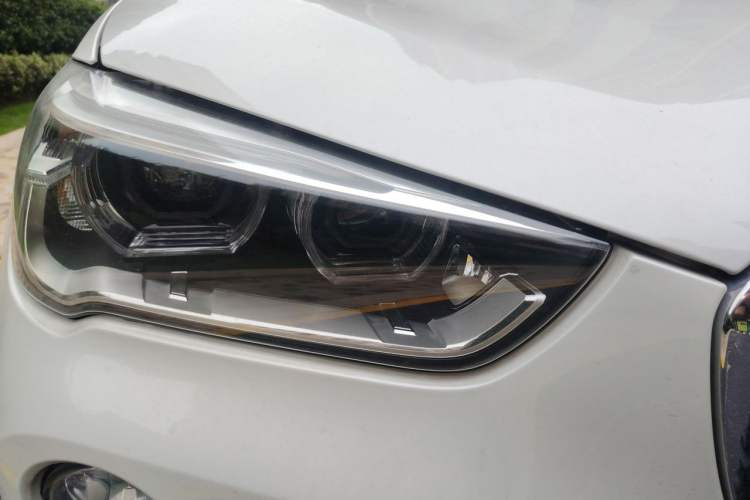 Used BMW X1 2019 xDrive20Li Luxury Model Right Front Headlight