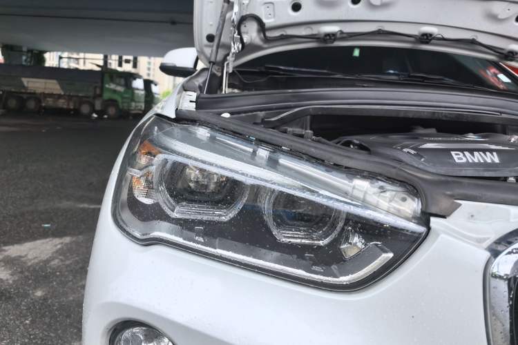 Used BMW X1 2019 xDrive20Li Luxury Model Right Front Headlight