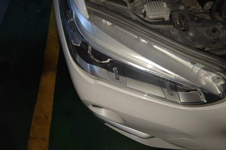 Used BMW X1 2019 sDrive18Li Premium Edition Right Front Headlight