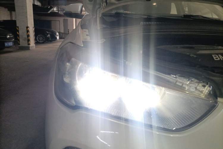 Used BMW X1 2019 sDrive18Li Fashion Model Right Front Headlight