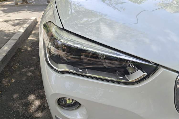 Used BMW X1 2019 sDrive18Li Premium Edition Right Front Headlight