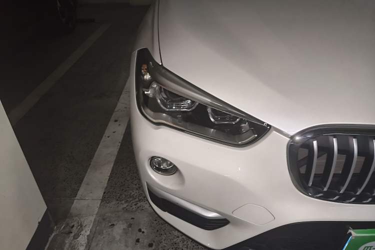 Used BMW X1 2019 xDrive20Li Luxury Model Right Front Headlight