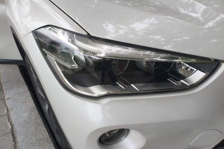 Used BMW X1 2019 xDrive20Li Luxury Model Right Front Headlight