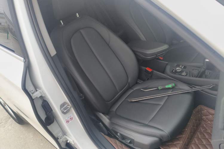 Used BMW X1 2019 sDrive18Li Fashion Model Right Front Seat