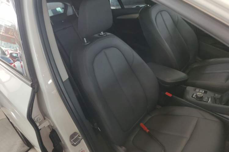 Used BMW X1 2019 sDrive18Li Fashion Model Right Front Seat