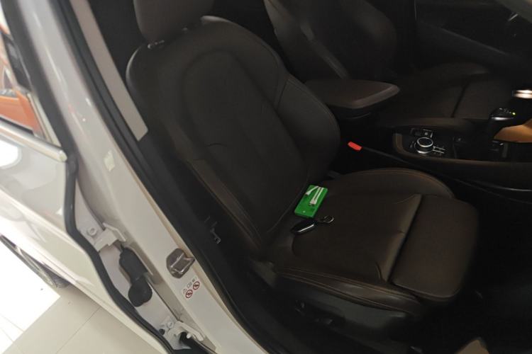 Used BMW X1 2019 xDrive20Li Luxury Model Right Front Seat
