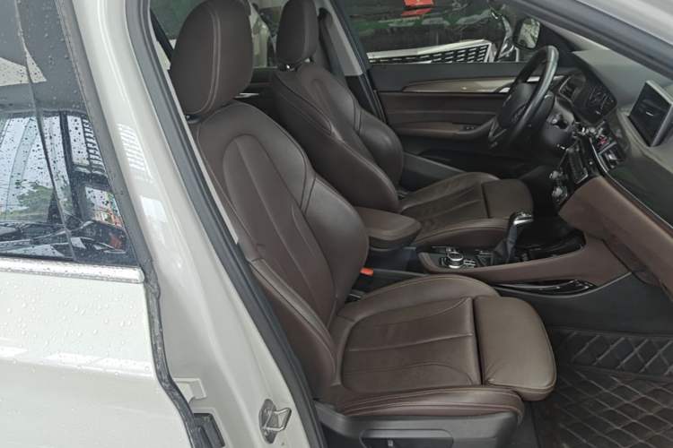 Used BMW X1 2019 xDrive20Li Luxury Model Right Front Seat