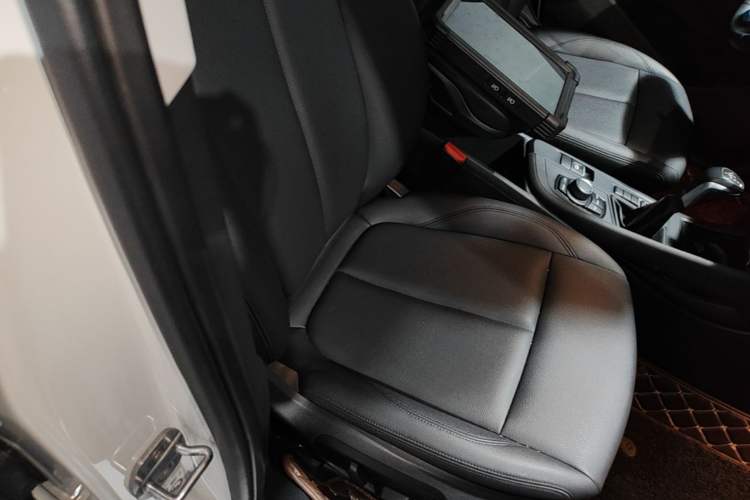 Used BMW X1 2019 sDrive18Li Fashion Model Right Front Seat
