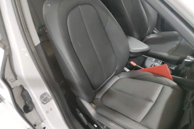 Used BMW X1 2019 sDrive18Li Fashion Model Right Front Seat