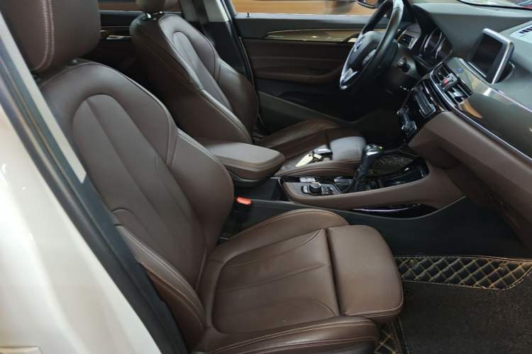 Used BMW X1 2019 sDrive18Li Premium Edition Right Front Seat