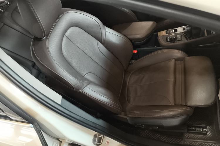 Used BMW X1 2019 sDrive18Li Premium Edition Right Front Seat