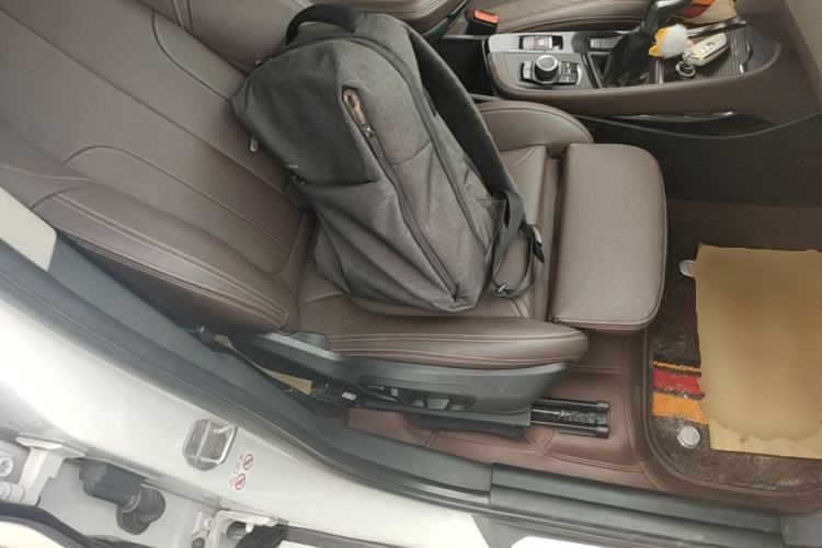 Used BMW X1 2019 sDrive18Li Premium Edition Right Front Seat