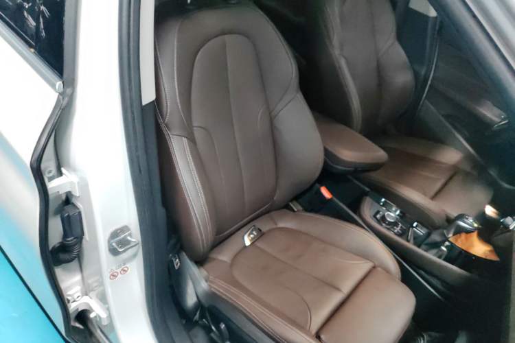 Used BMW X1 2019 sDrive18Li Premium Edition Right Front Seat