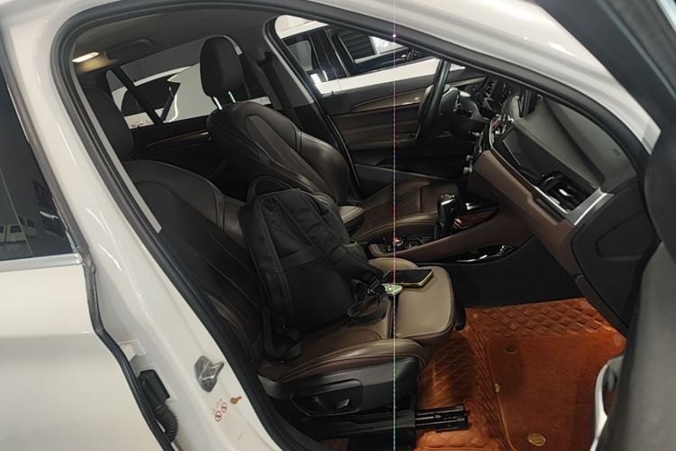 Used BMW X1 2019 sDrive18Li Premium Edition Right Front Seat