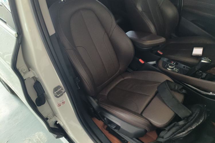 Used BMW X1 2019 xDrive20Li Luxury Model Right Front Seat