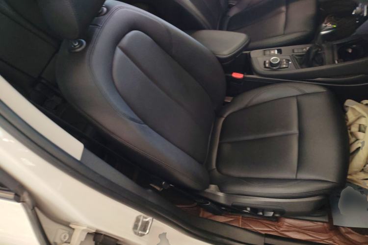 Used BMW X1 2019 sDrive18Li Fashion Model Right Front Seat