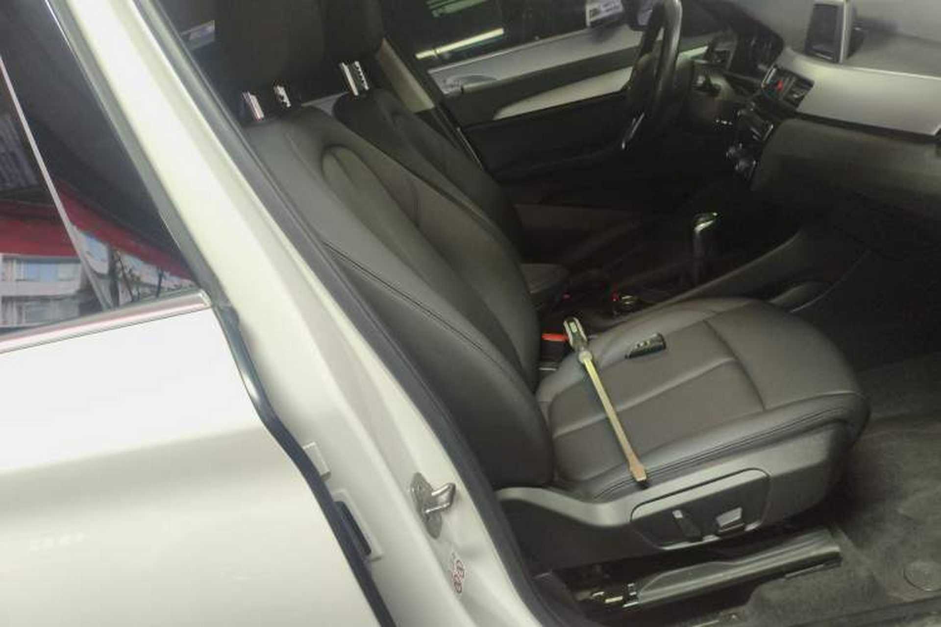 Used BMW X1 2019 sDrive20Li Leading Model Right Front Seat