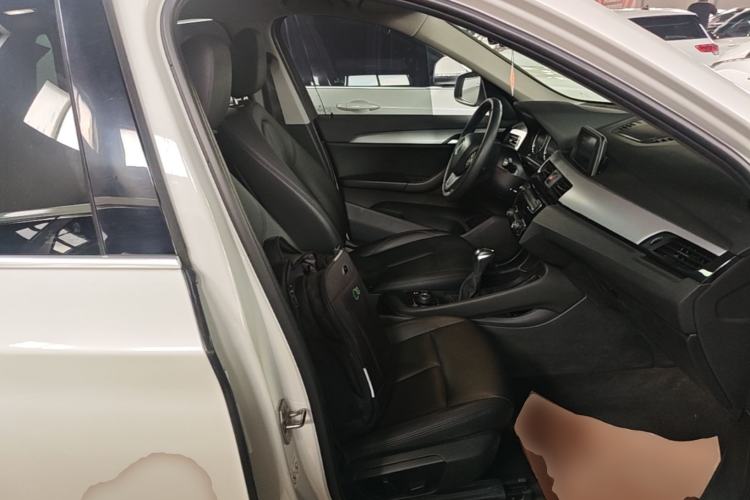 Used BMW X1 2019 sDrive20Li Leading Model Right Front Seat