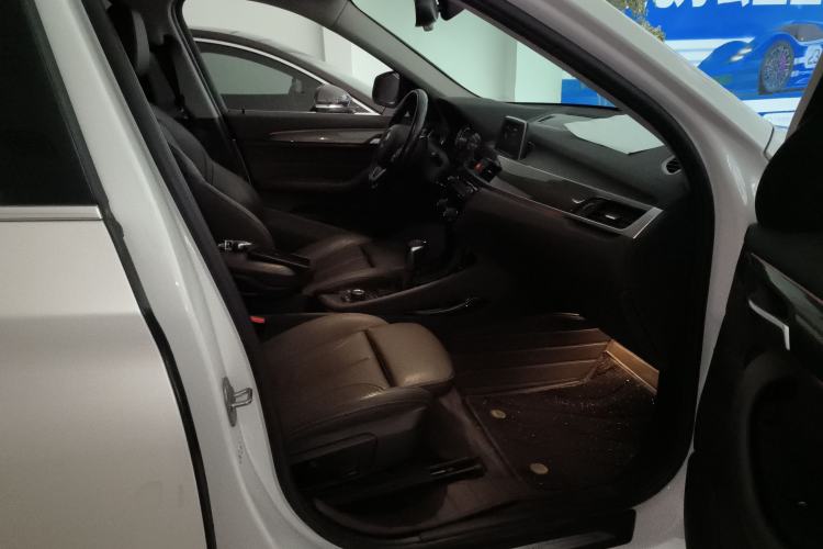 Used BMW X1 2019 sDrive18Li Premium Edition Right Front Seat