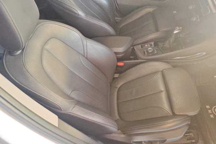 Used BMW X1 2019 sDrive18Li Premium Edition Right Front Seat