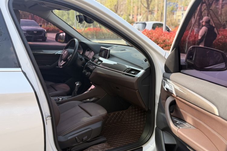 Used BMW X1 2019 xDrive20Li Luxury Model Right Front Seat