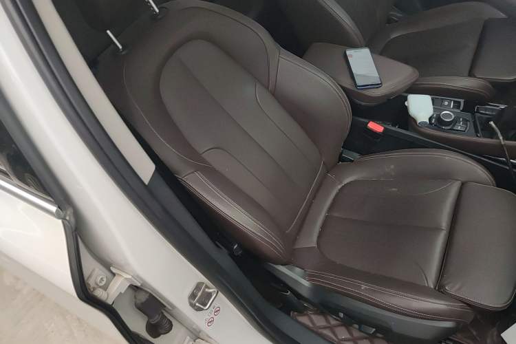 Used BMW X1 2019 sDrive18Li Premium Edition Right Front Seat