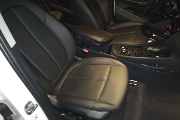 Used BMW X1 2019 sDrive20Li Leading Model Right Front Seat