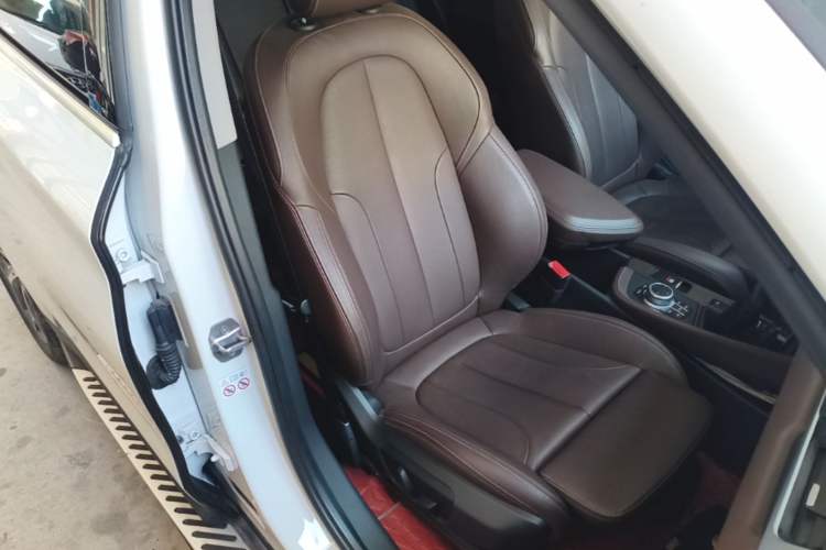 Used BMW X1 2019 xDrive20Li Luxury Model Right Front Seat