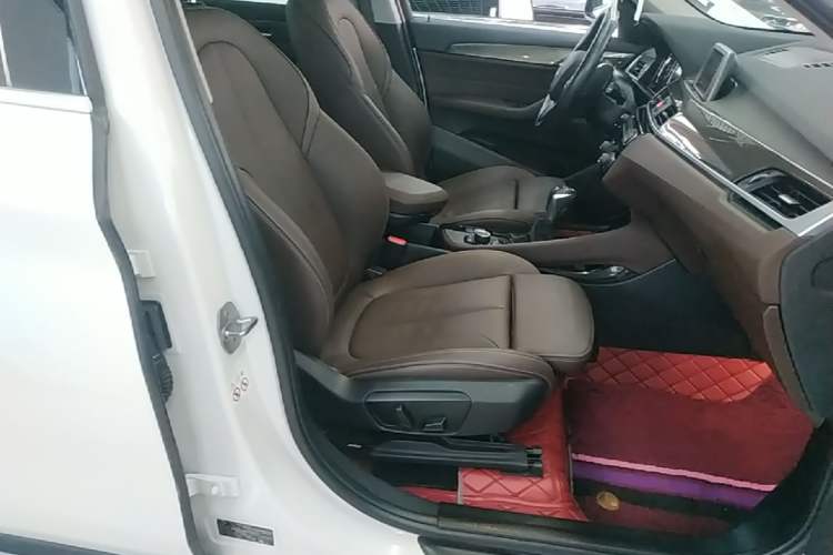 Used BMW X1 2019 sDrive18Li Premium Edition Right Front Seat