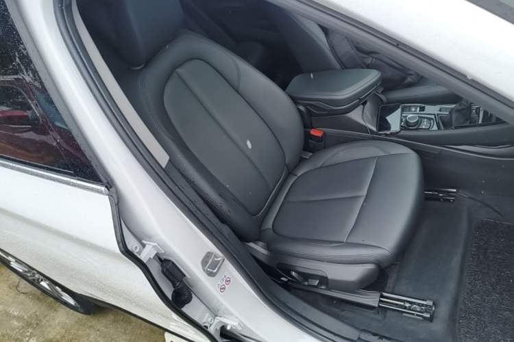 Used BMW X1 2019 sDrive20Li Leading Model Right Front Seat