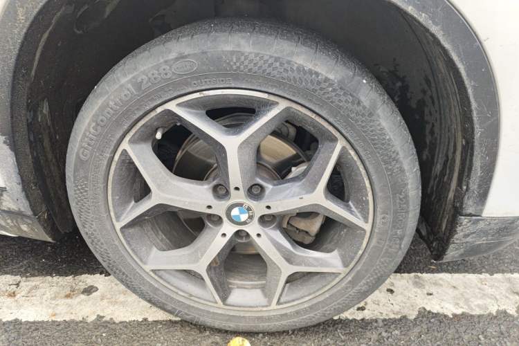 Used BMW X1 2019 sDrive18Li Premium Edition Right Front Wheel Hub