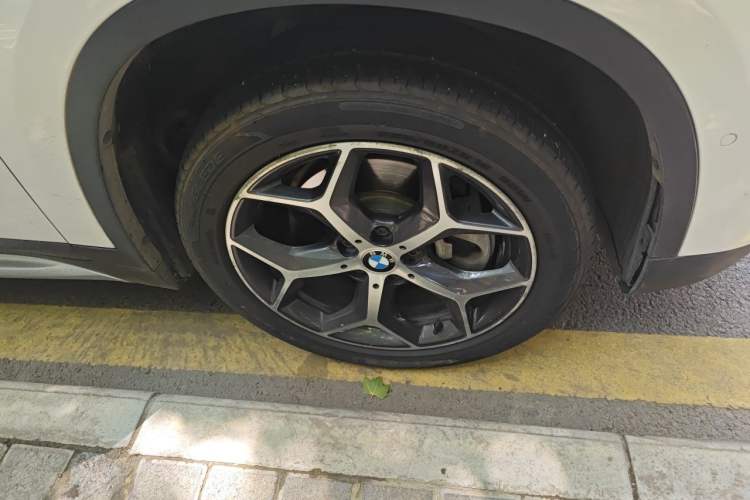 Used BMW X1 2019 xDrive20Li Luxury Model Right Front Wheel Hub