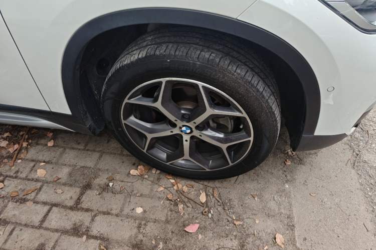 Used BMW X1 2019 sDrive18Li Premium Edition Right Front Wheel Hub