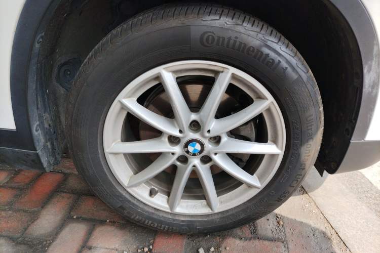 Used BMW X1 2019 sDrive18Li Fashion Model Right Front Wheel Hub